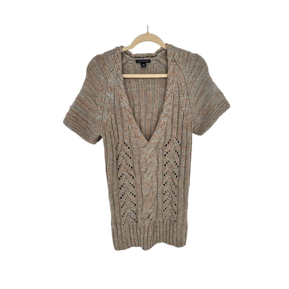 Banana Republic Sweater Womens M Tan Cable Knit Alpaca Wool Short Sleeve V-Neck